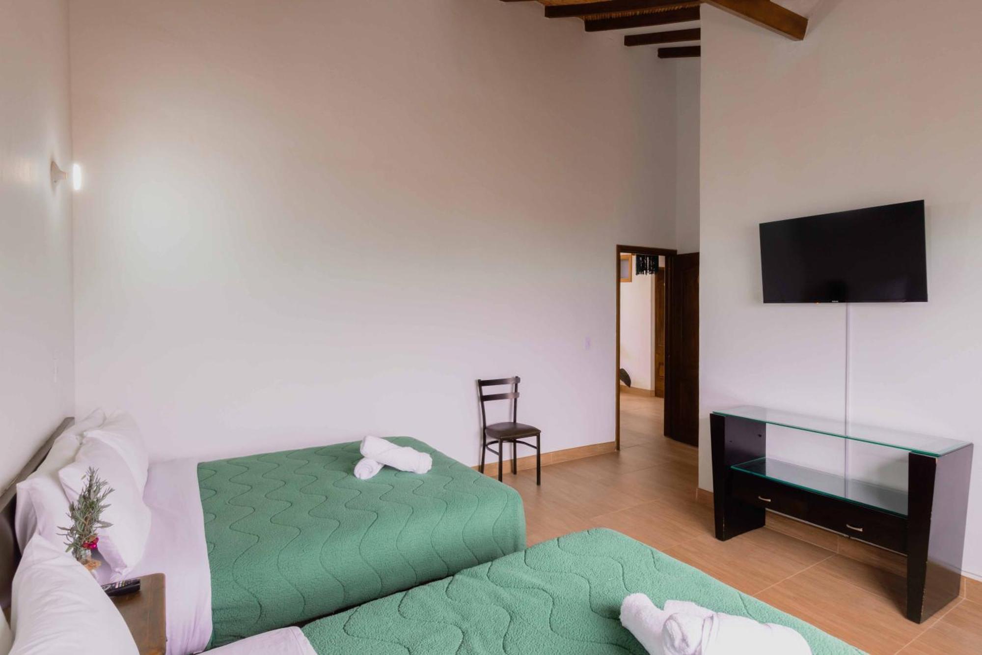 Artemisa Hotel Santa Sofía Quarto foto